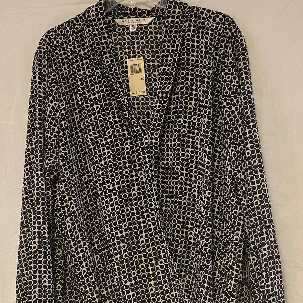 NWT Max Studio womens blouse 1X